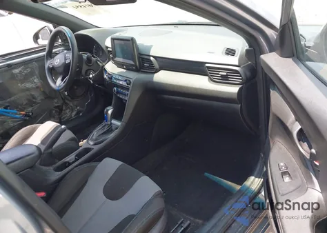 2019 Hyundai Veloster 2.0 z USA, uszkodzony, nr VIN KMHTG6AF5KU017950